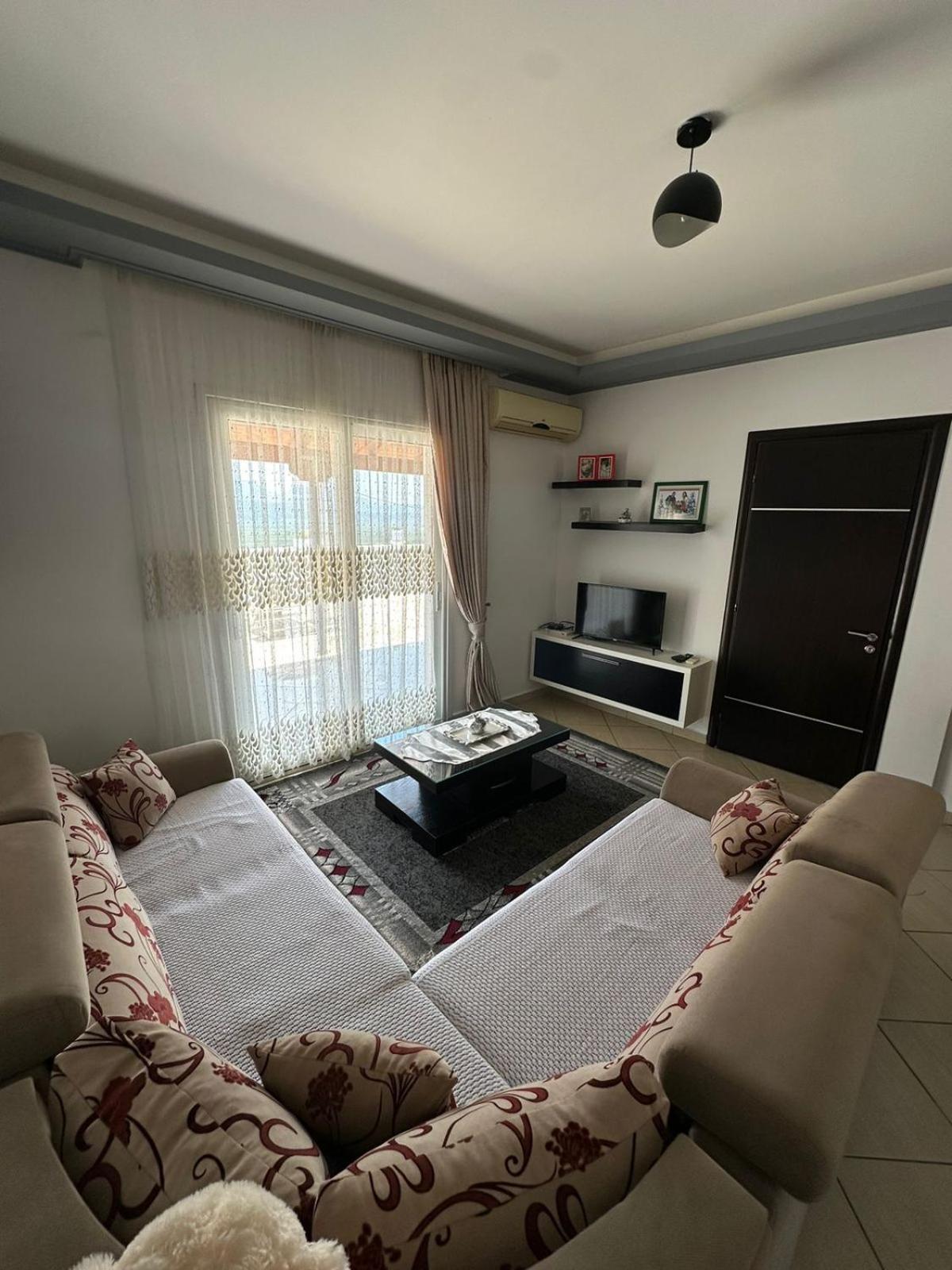 Apartments Berti Sarandë 外观 照片